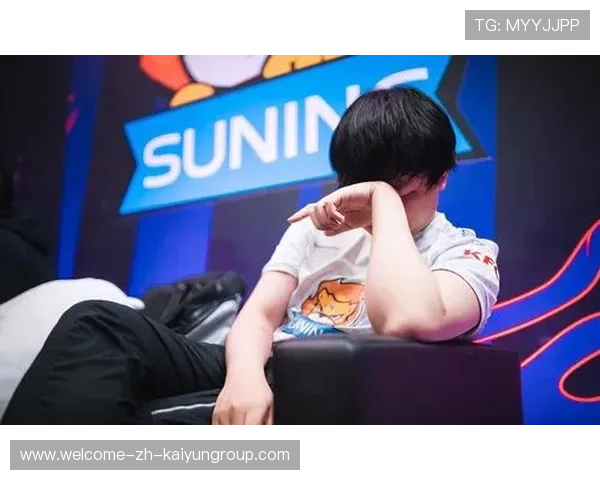 世界杯小组赛不只是比赛,而是情绪洪流